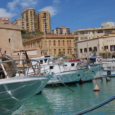 Tiny House Marina 公寓 恩佩多克莱港